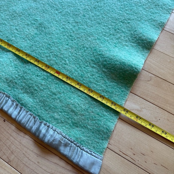 Vintage Horn Bros Woollens Lindsay 100% Wool Green Yellow Blanket 66 x 80" - Picture 9 of 9